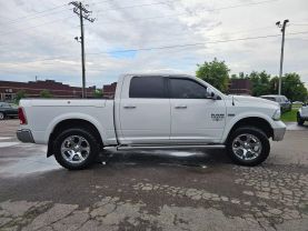 2016 RAM 1500 CREW CAB