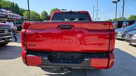 2024 Toyota Tundra Crewmax - Image 6