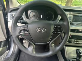 2016 HYUNDAI SONATA HYBRID SEDAN 4-CYL, HYBRID, 2.0 LITER SE SEDAN 4D
