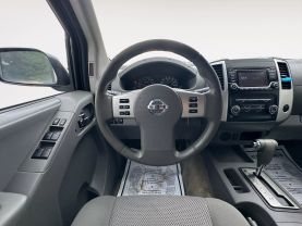 2018 Nissan Frontier Crew Cab Sv Pickup 4d 5 Ft - Image 12