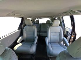 2018 TOYOTA SIENNA VAN V6, 3.5 LITER XLE MINIVAN 4D