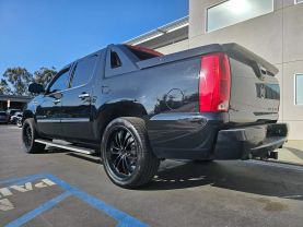 2007 CADILLAC ESCALADE EXT SPORT UTILITY PICKUP 4D 5 1/4 FT