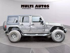 2017 JEEP WRANGLER UNLIMITED SUV V6, 3.6 LITER SPORT SUV 4D