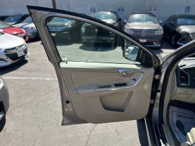 2015 VOLVO XC60 SUV 4-CYL, DRIVE-E, 2.0T T5 PREMIER SPORT UTILITY 4D