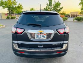 2015 CHEVROLET TRAVERSE SUV V6, 3.6 LITER LS SPORT UTILITY 4D