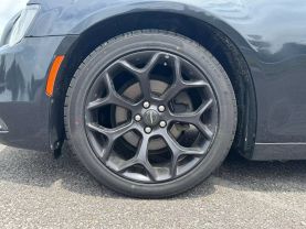 2019 CHRYSLER 300 SEDAN V6, 3.6 LITER 300S SEDAN 4D