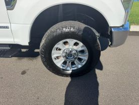2022 FORD F250 SUPER DUTY CREW CAB PICKUP V8, TURBO DIESEL, 6.7 LITER XLT PICKUP 4D 6 3/4 FT