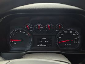 2021 CHEVROLET SILVERADO 1500 CREW CAB PICKUP V8, ECOTEC3, 5.3 LITER CUSTOM TRAIL BOSS PICKUP 4D 5 3/4 FT