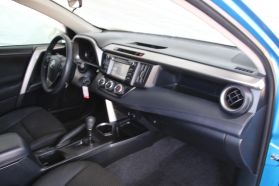 2018 Toyota Rav4 - Image 9