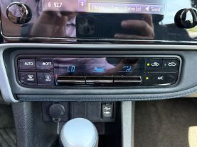 2018 TOYOTA COROLLA SEDAN 4-CYL, 1.8 LITER LE SEDAN 4D
