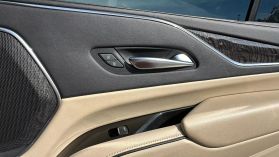 2021 Cadillac Escalade - Image 26