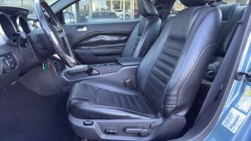 2006 Ford Mustang Gt Premium Coupe 2d - Image 10