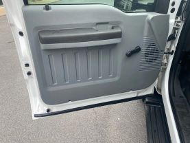 2012 FORD F550 SUPER DUTY REGULAR CAB 18FT BOX TRUCK WITH 2,000 LBS LIFTGATE BOX TRUCKS V8, TURBO DIESEL, 6.7 LITER 165" W.B. 2D - Eddies Auto Sales