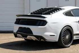 2015 Ford Mustang - Image 11