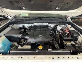 2017 TOYOTA TUNDRA CREWMAX PICKUP V8, FLEX FUEL, 5.7 LITER LIMITED PICKUP 4D 5 1/2 FT