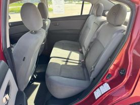 2011 NISSAN SENTRA SEDAN 4-CYL, 2.0 LITER SL SEDAN 4D