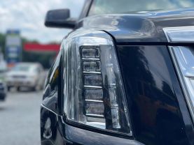 2015 Cadillac Escalade - Image 38