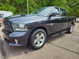2016 RAM 1500 CREW CAB PICKUP V8, HEMI, 5.7 LITER SPORT PICKUP 4D 5 1/2 FT