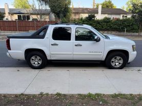 2007 CHEVROLET AVALANCHE LTZ SPORT UTILITY PICKUP 4D 5 1/4 FT