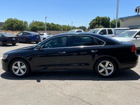 2015 VOLKSWAGEN PASSAT