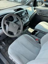 2011 TOYOTA SIENNA VAN V6, 3.5 LITER LE MINIVAN 4D