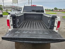 2016 RAM 1500 CREW CAB