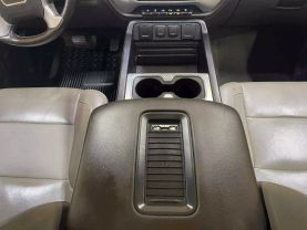 2018 GMC SIERRA 1500 CREW CAB PICKUP V8, ECOTEC3, 5.3 LITER SLT PICKUP 4D 5 3/4 FT
