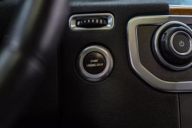 2016 Land Rover Lr4 - Image 18