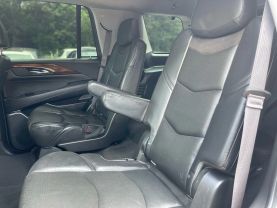 2015 Cadillac Escalade - Image 32