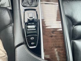 2019 VOLVO XC90