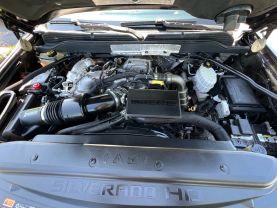 2018 Chevrolet Silverado 3500 Hd Crew Cab High Country Pickup 4d 8 Ft - Image 35