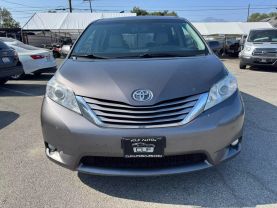 2015 TOYOTA SIENNA VAN V6, 3.5 LITER XLE MINIVAN 4D