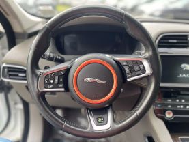 2017 Jaguar F-pace - Image 8