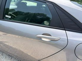 2023 HYUNDAI ELANTRA SEDAN 4-CYL, SULEV, 2.0 LITER SEL SEDAN 4D at T&T Repairables - used car dealership in Spencer, Indiana.