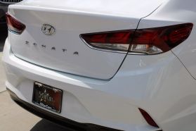 2018 Hyundai Sonata - Image 14