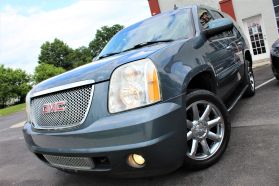 2007 GMC YUKON SUV V8, 6.2 LITER DENALI SPORT UTILITY 4D