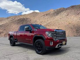 2022 GMC SIERRA 2500 HD CREW CAB PICKUP V8, 6.6 LITER DENALI PICKUP 4D 6 1/2 FT