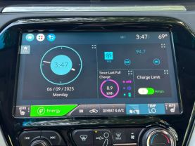2017 CHEVROLET BOLT EV HATCHBACK ELECTRIC MOTOR LT HATCHBACK 4D at T&T Repairables - used car dealership in Spencer, Indiana.