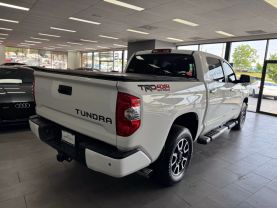 2017 TOYOTA TUNDRA CREWMAX PICKUP V8, FLEX FUEL, 5.7 LITER LIMITED PICKUP 4D 5 1/2 FT