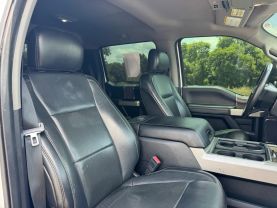 2019 FORD F250 SUPER DUTY CREW CAB PICKUP V8, TURBO DIESEL, 6.7 LITER LARIAT PICKUP 4D 6 3/4 FT