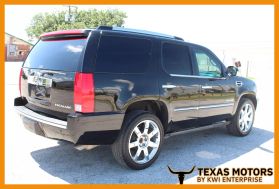 2011 CADILLAC ESCALADE SUV V8, FLEX FUEL, 6.2 LITER SPORT UTILITY 4D