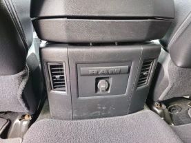2016 RAM 1500 CREW CAB PICKUP V8, HEMI, 5.7 LITER SPORT PICKUP 4D 5 1/2 FT