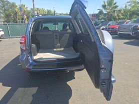 2011 TOYOTA RAV4 SUV 4-CYL, 2.5 LITER SPORT UTILITY 4D