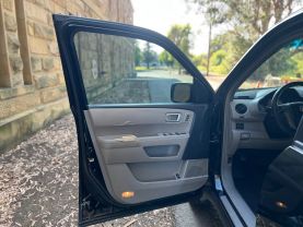 2009 HONDA PILOT SUV V6, VTEC, 3.5 LITER TOURING SPORT UTILITY 4D