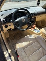 2001 VOLKSWAGEN PASSAT (NEW) SEDAN V6, 2.8 LITER GLX SEDAN 4D