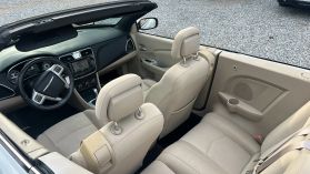 2013 CHRYSLER 200