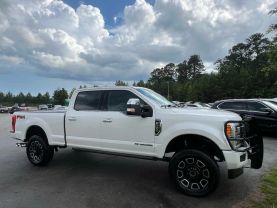 2017 Ford F250 Super Duty Crew Cab Platinum Pickup 4d 6 3/4 Ft - Image 9
