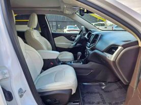 2018 JEEP CHEROKEE SUV V6, 3.2 LITER OVERLAND SPORT UTILITY 4D