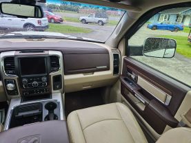 2016 RAM 1500 CREW CAB