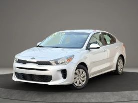 2019 Kia Rio - Image 1